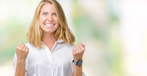 Hermosa Mujer Negocios Joven Sobre Fondo Aislado Muy Feliz Emocionado —  Fotos de Stock