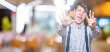 Yakışıklı Genç Adamın Portresi