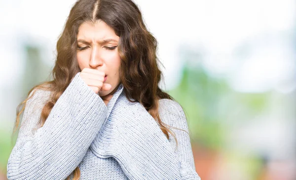 Ung Vacker Kvinna Som Bär Vinter Tröja Känsla Sjukdomskänsla Och — Stockfoto