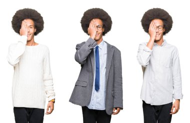 El yüz ve sürpriz duygu kendinden emin gülümseme ile tek gözüyle kapsayan beyaz izole arka plan üzerinde afro saçlı Genç adam kolaj.