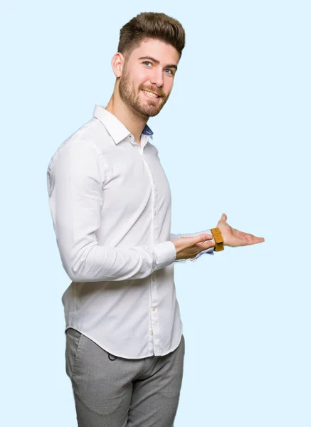 Young Handsome Business Man Inviting Enter Smiling Natural Open Hand — Stock Photo, Image