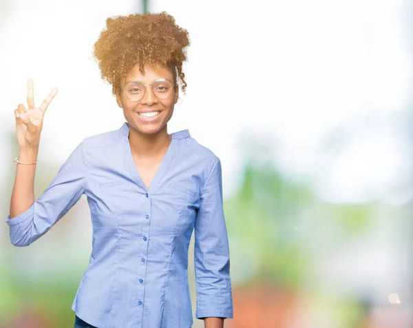 Vackra Unga Afroamerikanska Affärskvinna Över Isolerade Bakgrund Visar Och Pekar — Stockfoto