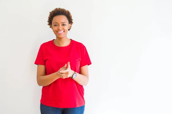 Jonge Mooie Afro Amerikaanse Vrouw Witte Achtergrond Handen Elkaar Vingers — Stockfoto