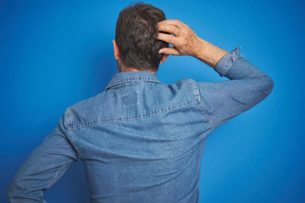 Schöner Älterer Mann Mittleren Alters Mit Grauen Haaren Vor Isoliertem — Stockfoto