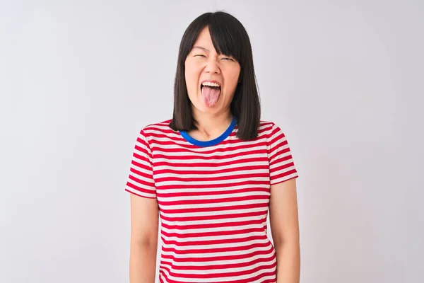 Jonge Mooie Chinese Vrouw Dragen Rood Gestreepte Shirt Geïsoleerde Witte — Stockfoto