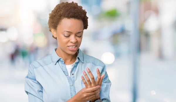 Young Beautiful African American Woman Isolated Background Suffering Pain Hands — Stock Photo, Image