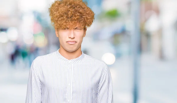 Kızgın Korkmuş Ağlıyor Genç Yakışıklı Adamı Afro Saçlı Şık Gömlek — Stok fotoğraf