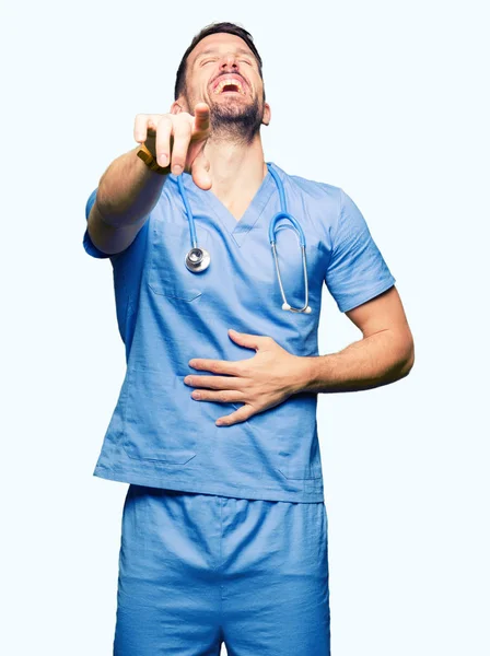 Knappe Dokter Man Medische Uniform Dragen Geïsoleerd Background Lachend Van — Stockfoto