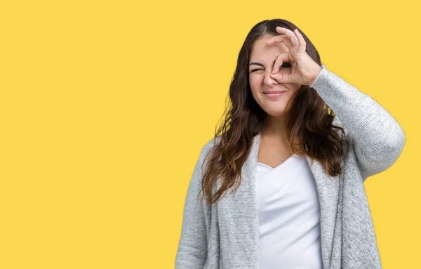 Mooie Grootte Jonge Vrouw Winter Jas Dragen Geïsoleerd Achtergrond Doen — Stockfoto