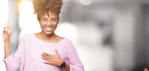 Mooie Jonge African American Vrouw Dragen Bril Geïsoleerde Achtergrond Swearing — Stockfoto