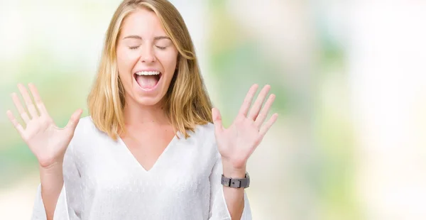 Mooie Elegante Jongedame Geïsoleerde Achtergrond Vieren Gekke Gekke Voor Succes — Stockfoto