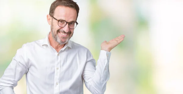 Guapo Mediana Edad Elegante Hombre Negocios Senior Con Gafas Sobre — Foto de Stock