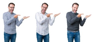 Beyaz izole arka plan üzerinde yakışıklı üst düzey iş adamı Kolaj şaşırttı ve el ile sunarken kameraya gülümseyerek ve parmak ile işaret.