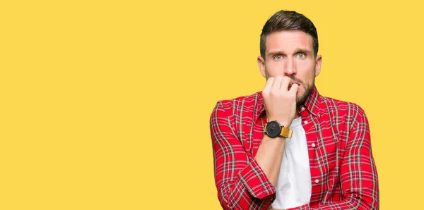 Bell Uomo Che Indossa Camicia Casual Cercando Stressato Nervoso Con — Foto Stock