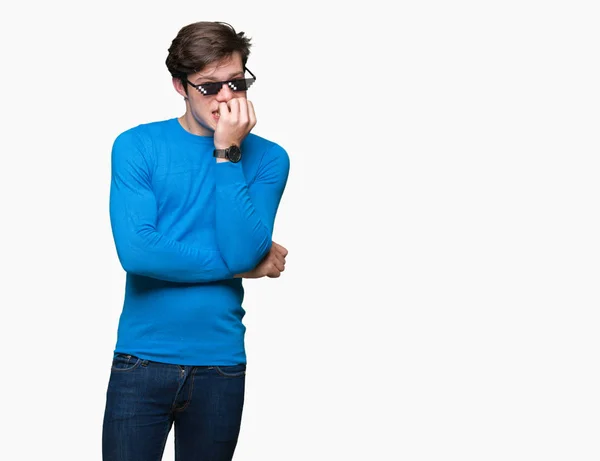 Joven Hombre Usando Gafas Vida Matón Divertido Sobre Fondo Aislado — Foto de Stock