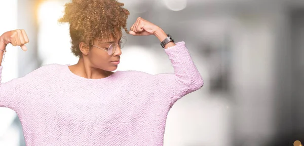 Linda Jovem Afro Americana Vestindo Óculos Sobre Fundo Isolado Mostrando — Fotografia de Stock