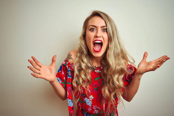 Young Beautiful Woman Wearing Floral Shirt White Isolated Background Celebrating — Stock Photo, Image