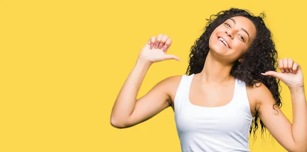 Young Beautiful Girl Curly Hair Looking Confident Smile Face Pointing — Stock Photo, Image