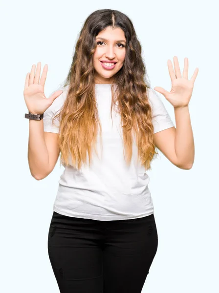 Jovem Mulher Bonita Vestindo Casual Shirt Branca Mostrando Apontando Para — Fotografia de Stock