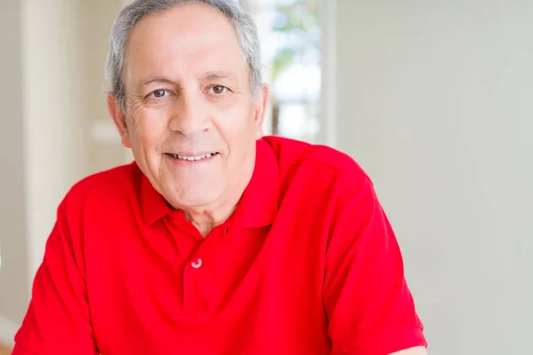 Handsome Senior Man Smiling Confident — Stock Photo, Image