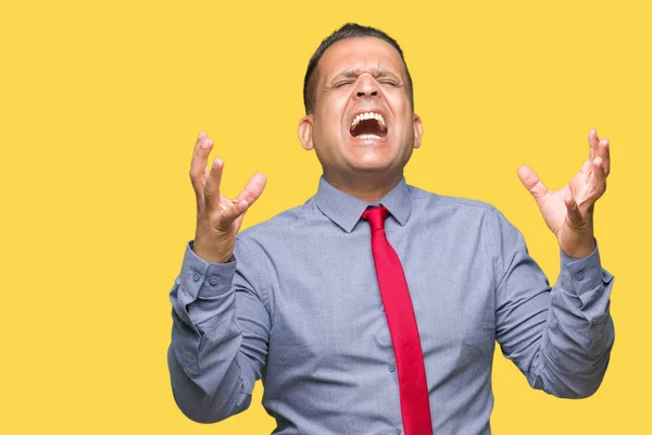 Hombre Árabe Mediana Edad Vistiendo Corbata Roja Sobre Fondo Aislado —  Fotos de Stock