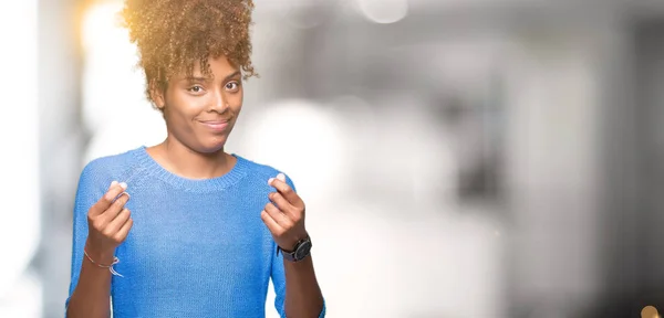 Vackra Unga Afroamerikanska Kvinnan Över Isolerade Bakgrund Gör Pengar Gest — Stockfoto