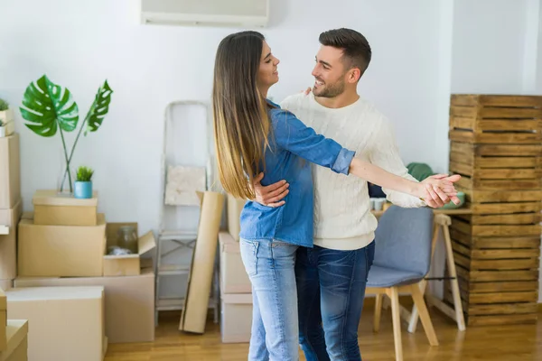 Beautiful Young Couple Moving New Home Dancing Love Celebrating New — Stock Photo, Image
