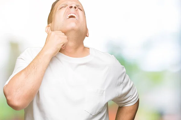 Meia Idade Árabe Homem Wearig Branco Shirt Sobre Isolado Fundo — Fotografia de Stock