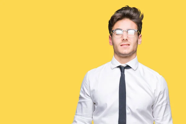 Junger Geschäftsmann Mit Brille Vor Isoliertem Hintergrund Der Augenzwinkernd Die — Stockfoto