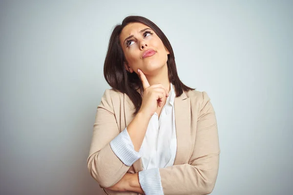 Young Beautiful Elegant Business Woman Isolated Background Hand Chin Thinking — Stock Photo, Image