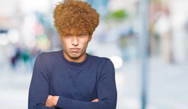 Giovane Bell Uomo Dai Capelli Afro Scettici Nervosi Espressione Disapprovazione — Foto Stock