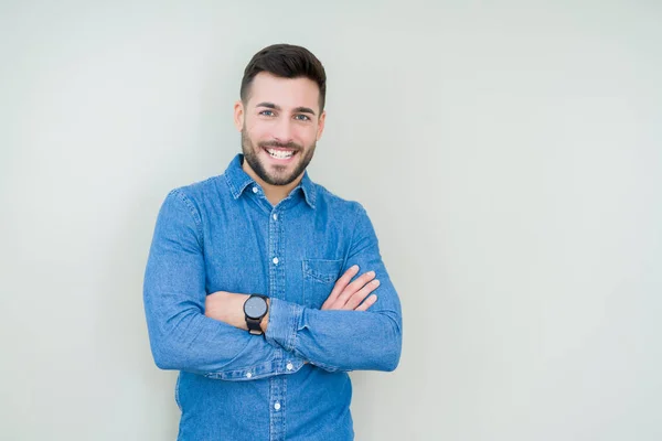 Giovane Bell Uomo Sfondo Isolato Volto Felice Sorridente Con Braccia — Foto Stock