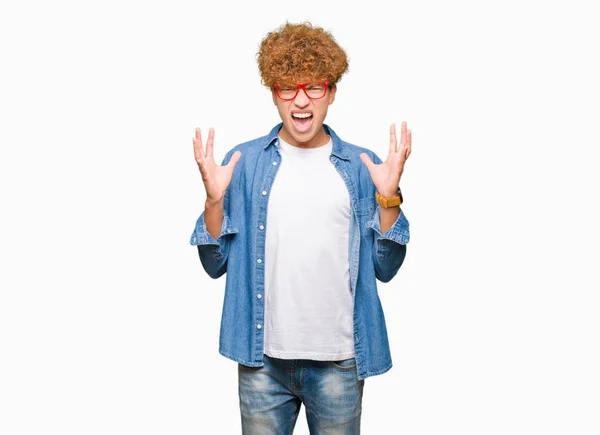 Young Handsome Man Afro Hair Wearing Glasses Crazy Mad Shouting — Stock Photo, Image