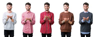 Kolaj üzerinde izole arka plan el avuç içi ile birlikte gülümseyen genç adam bir alma veya jest vererek. Ayrı tutma ve koruma