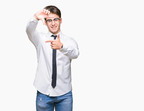 Ung Affärsman Bära Glasögon Över Isolerade Bakgrund Leende Gör Ram — Stockfoto