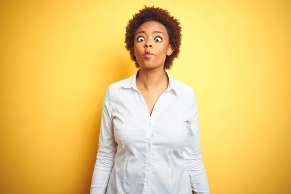 African American Business Woman Isolated Yellow Background Making Fish Face — Stock Photo, Image