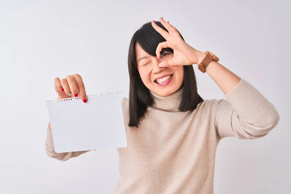 Jonge Mooie Chinese Vrouw Met Notebook Geïsoleerde Witte Achtergrond Met — Stockfoto