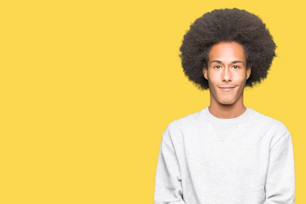 Junger Afrikanisch Amerikanischer Mann Mit Afro Haaren Der Ein Sportliches — Stockfoto