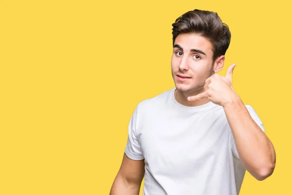 Homem Bonito Jovem Vestindo Shirt Branca Sobre Fundo Isolado Sorrindo — Fotografia de Stock