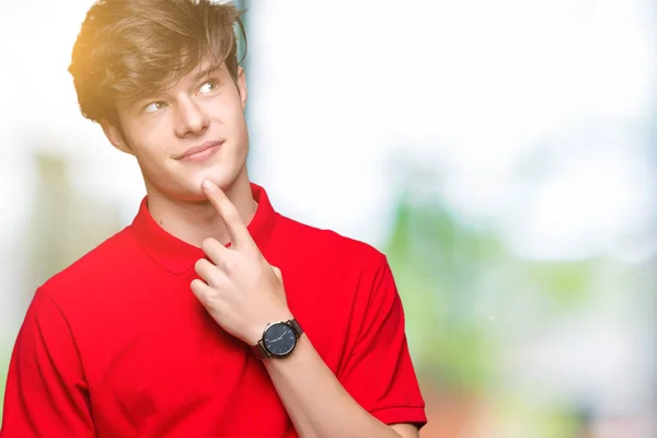 Jonge Knappe Man Met Rode Shirt Geïsoleerde Achtergrond Met Hand — Stockfoto
