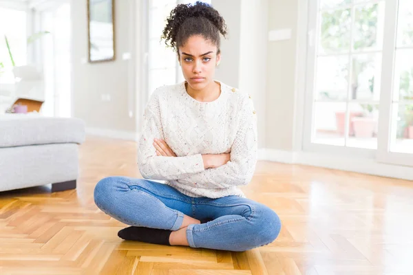 Beautiful Young African American Woman Afro Hair Sitting Floor Skeptic — Stock Photo, Image