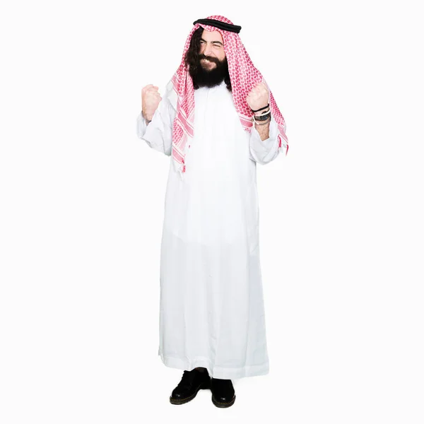 Arab Üzletember Hosszú Hajat Visel Hagyományos Keffiyeh Sálat Nagyon Boldog — Stock Fotó