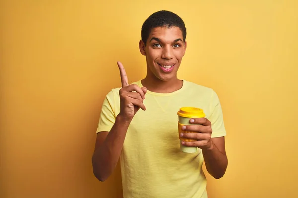 Young Handsome Arab Man Drinking Take Away Coffee Isolated Yellow — Stock Photo, Image