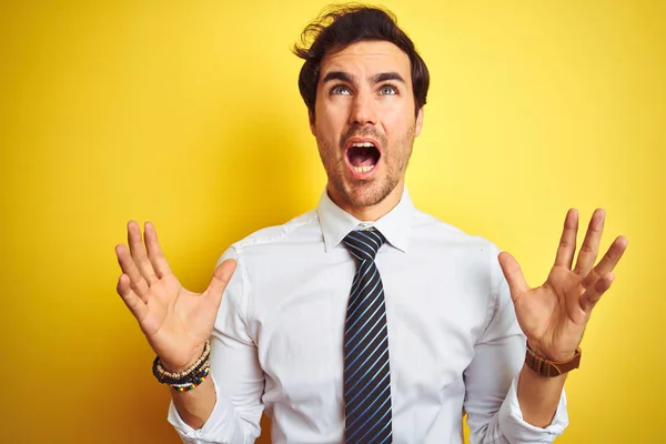 Young Handsome Businessman Wearing Elegant Shirt Tie Isolated Yellow Background — Stock Photo, Image