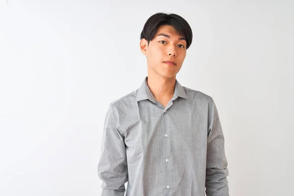 Hombre Negocios Chino Con Camisa Elegante Pie Sobre Fondo Blanco —  Fotos de Stock