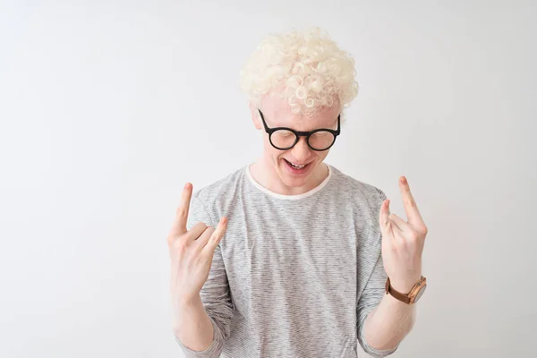 Ung Albino Blond Man Klädd Randig Shirt Och Glasögon Över — Stockfoto