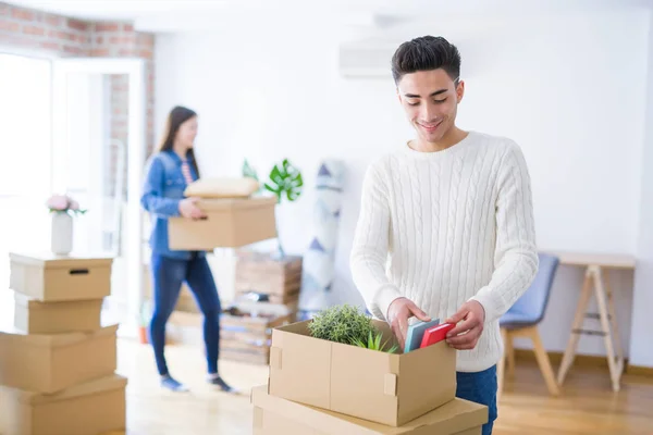 Mooie Jonge Aziatische Paar Zoek Gelukkig Glimlachend Opgewonden Verhuizen Naar — Stockfoto