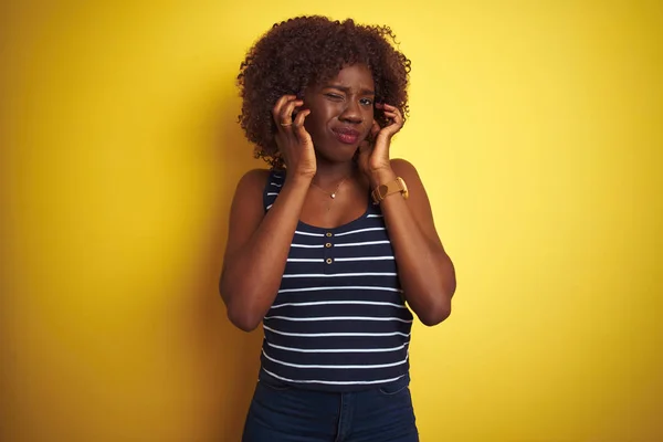 Young African Afro Woman Wearing Striped Shirt Isolated Yellow Background — Stock Photo, Image