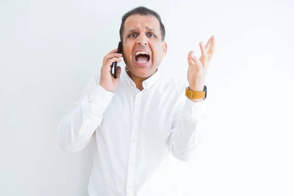 Muž Středního Věku Volání Pomocí Smartphone Velmi Šťastný Nadšený Vítěz — Stock fotografie