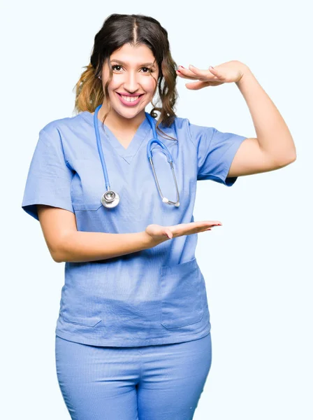 Young Adult Doctor Woman Wearing Medical Uniform Gesturing Hands Showing — Stock Photo, Image
